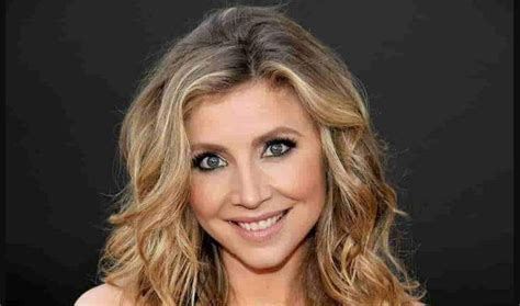 sarah chalke bra|Sarah Chalke’s Measurements: Bra Size, Height, Weight and More